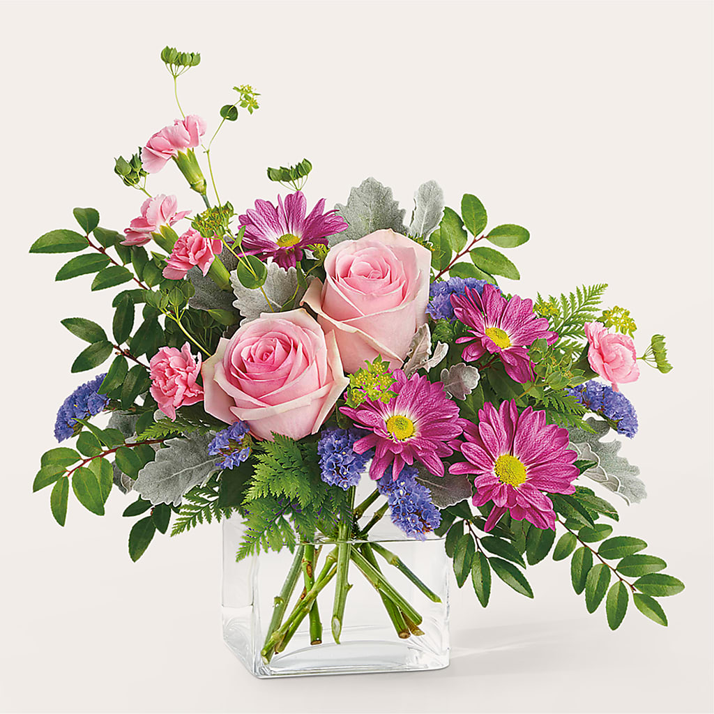 Starlet Bouquet – RESILIENT ROSES FLORAL & DECOR LLC, Jacksonville FL
