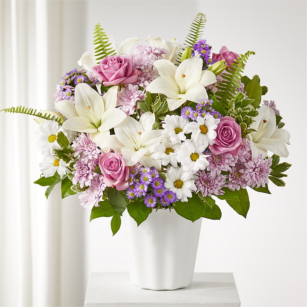 Warmest Thoughts Tabletop Basket – RESILIENT ROSES FLORAL & DECOR LLC, Jacksonville FL