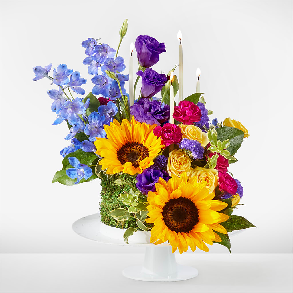 Star of the Day Floral Cake – RESILIENT ROSES FLORAL & DECOR LLC, Jacksonville FL