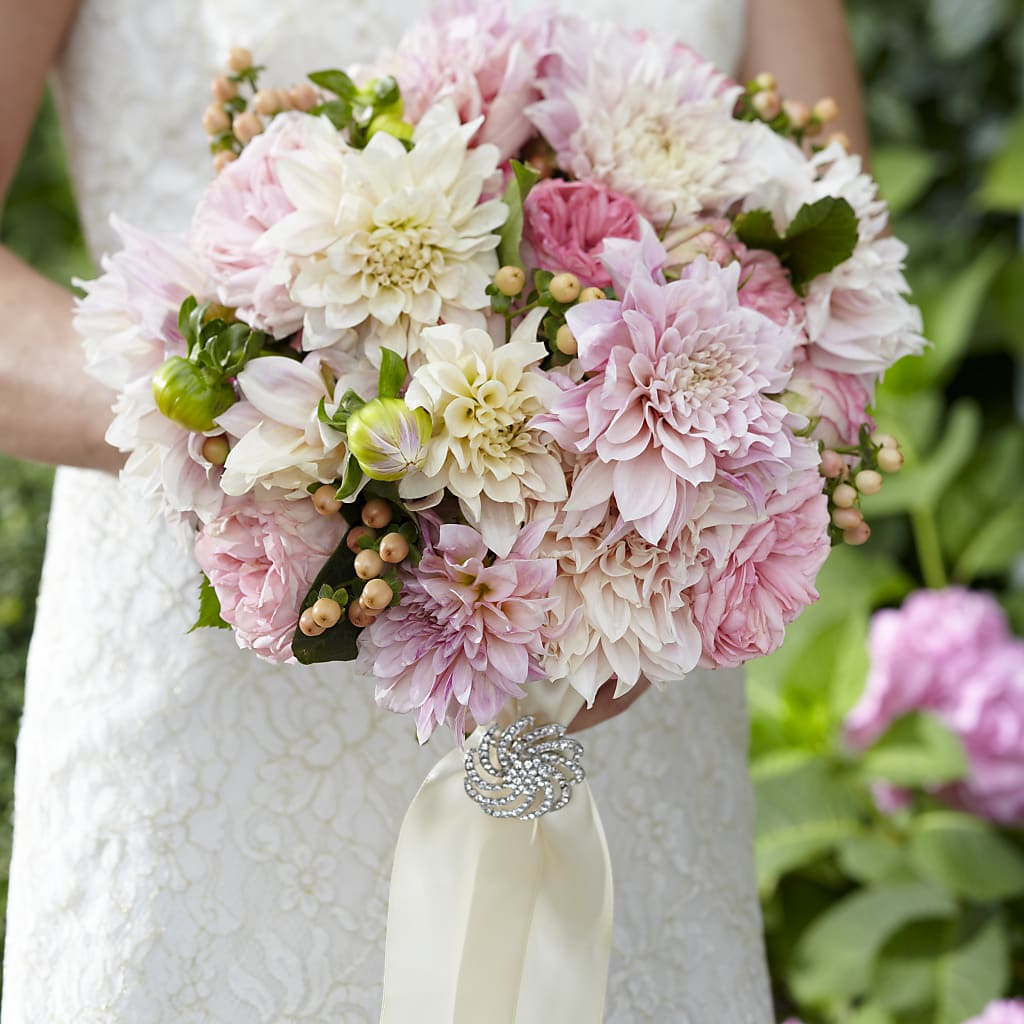 Heart's Promise Bouquet – RESILIENT ROSES FLORAL & DECOR LLC, Jacksonville FL