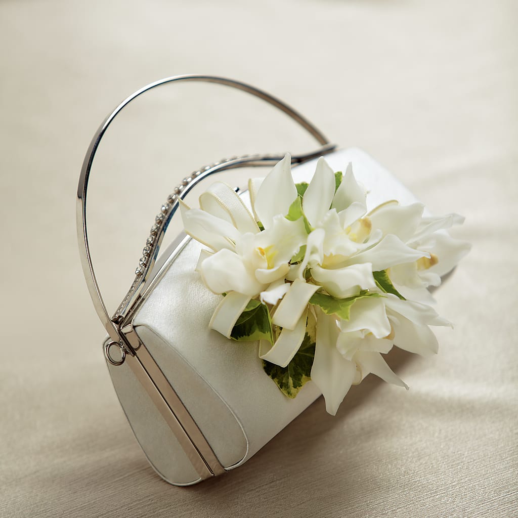 White Purse Decor – RESILIENT ROSES FLORAL & DECOR LLC, Jacksonville FL