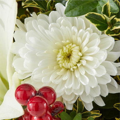 Festive Moments Tree – RESILIENT ROSES FLORAL & DECOR LLC, Jacksonville FL
