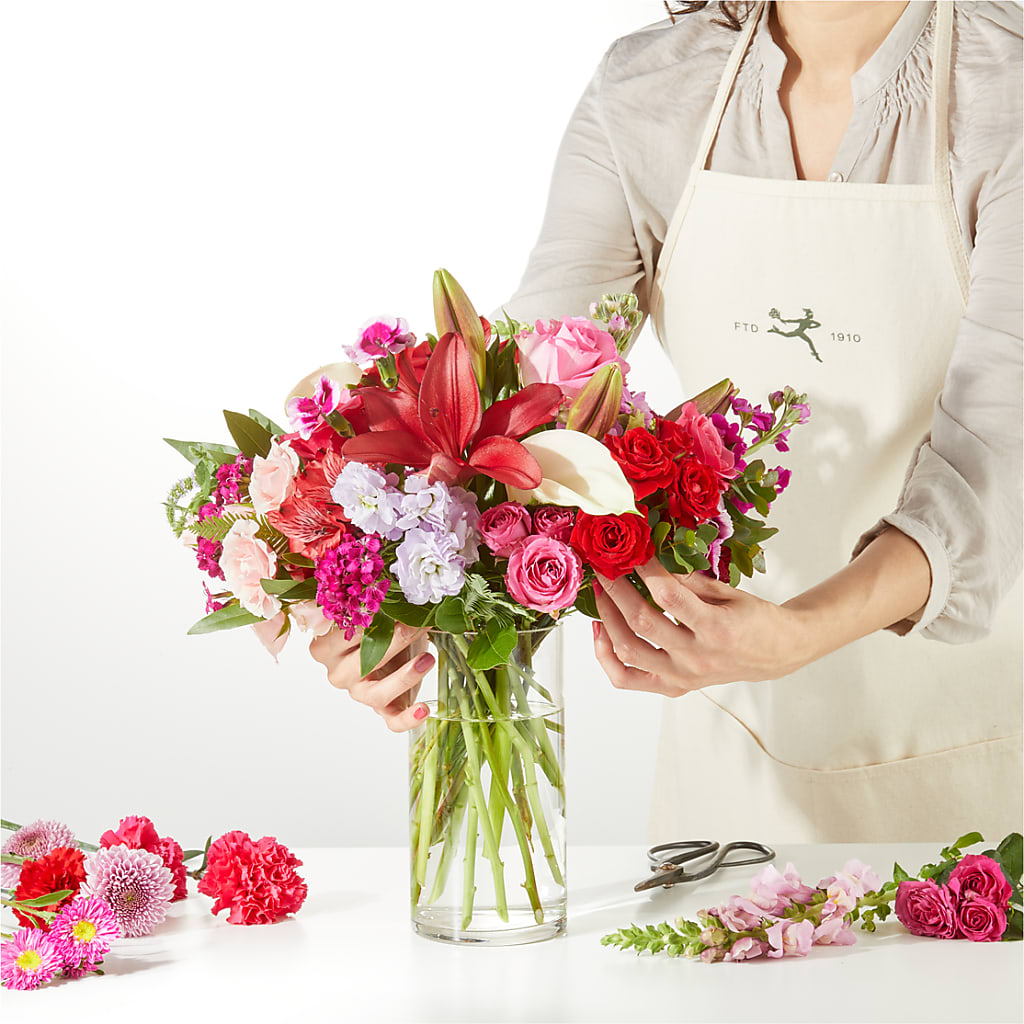 Swooning Over You - A Luxury Florist Original – RESILIENT ROSES FLORAL & DECOR LLC, Jacksonville FL