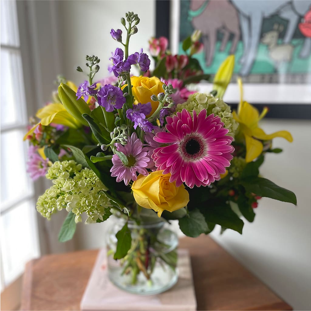 Pastel Tradition - A Florist Original – RESILIENT ROSES FLORAL & DECOR LLC, Jacksonville FL