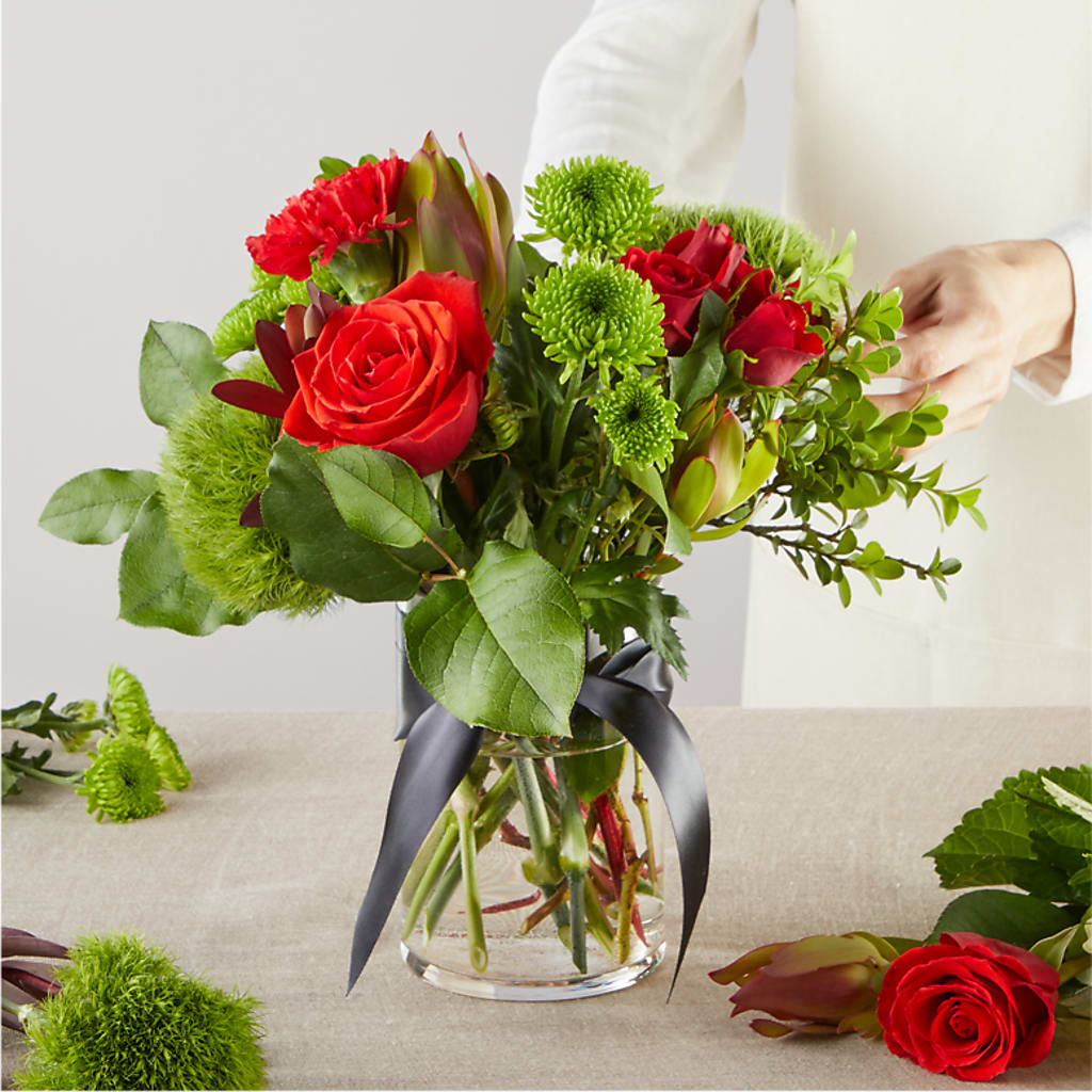 Heritage Kindle – A Florist Original – RESILIENT ROSES FLORAL & DECOR LLC, Jacksonville FL