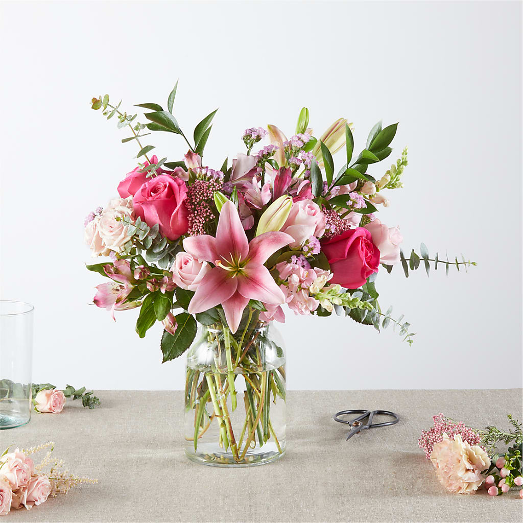 Pink Ribbon - A Florist Original – RESILIENT ROSES FLORAL & DECOR LLC, Jacksonville FL