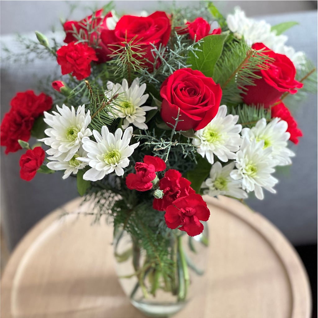 Seasonal Magic Bouquet – RESILIENT ROSES FLORAL & DECOR LLC, Jacksonville FL