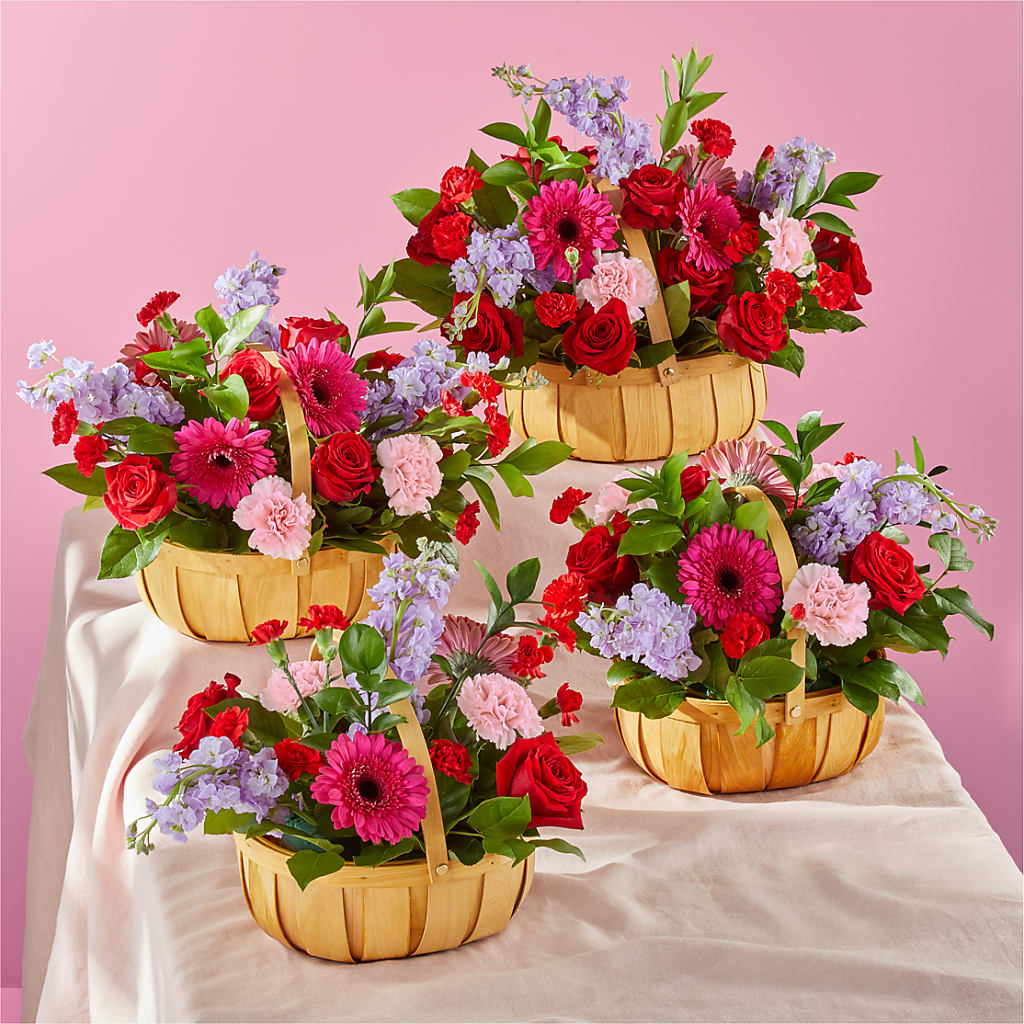 Pink Picnic Basket – RESILIENT ROSES FLORAL & DECOR LLC, Jacksonville FL