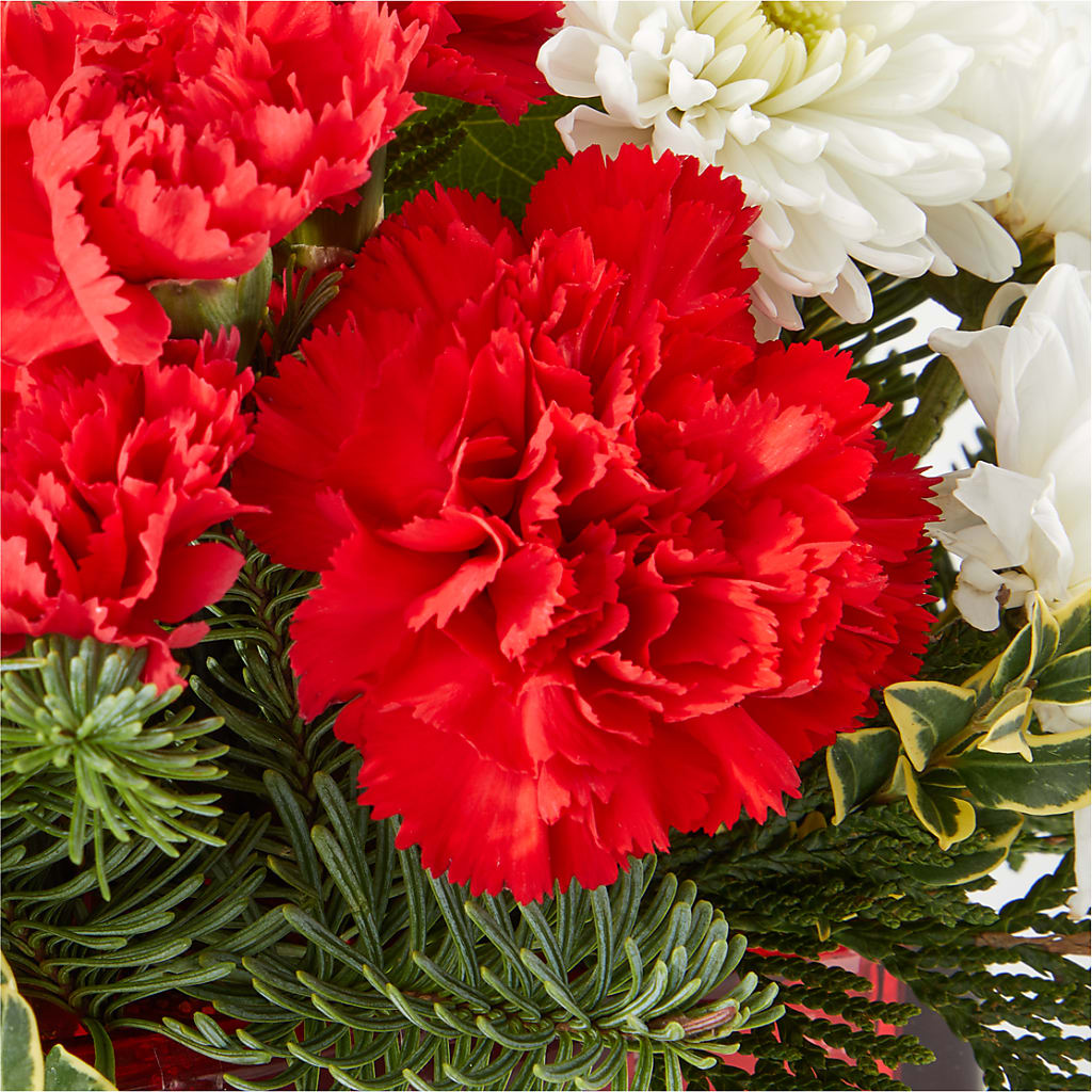 Christmas Market Bouquet – RESILIENT ROSES FLORAL & DECOR LLC, Jacksonville FL
