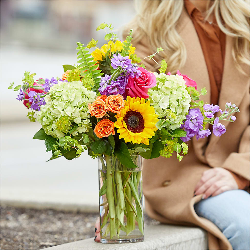 Vibrant Greetings Bouquet – RESILIENT ROSES FLORAL & DECOR LLC, Jacksonville FL