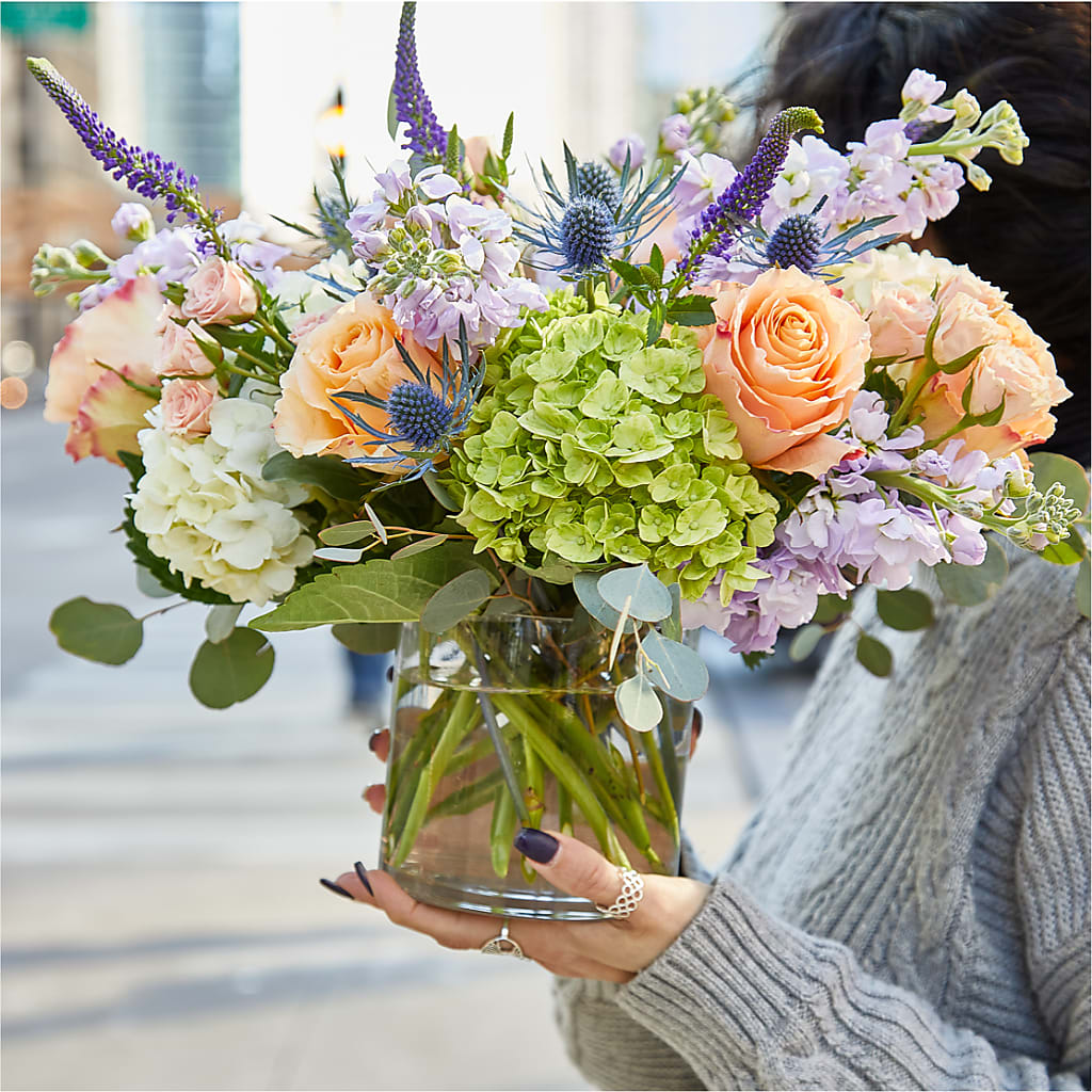 Porch Swing Bouquet – RESILIENT ROSES FLORAL & DECOR LLC, Jacksonville FL